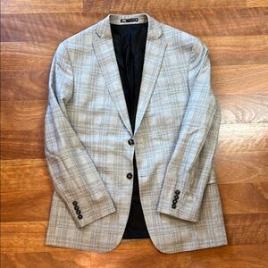 Zara Gray Men’s Suit;  Jacket 44R Pants 34W